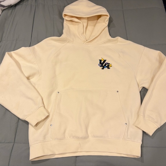 YoungLA Global Meltdown Creme size Small Hoodie - Cozy Trendy - Picture 2 of 6